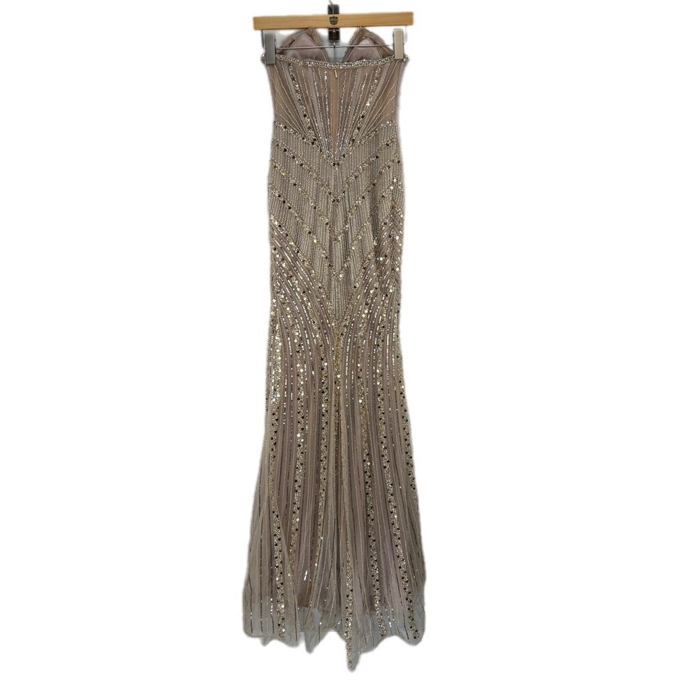 Ladivine Strapless Fitted Beaded Gown in Champagne CD0216 - Women's Size 4 - Picture 4 of 10